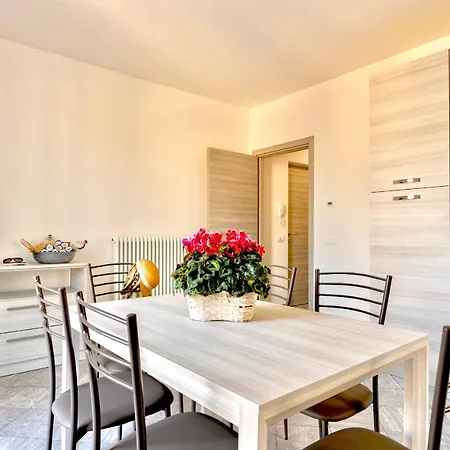 Apartment Sent